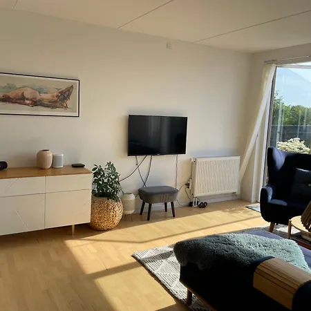 Velindrettet Raekkehus Med Fantastisk Udsigt Villa Naestved